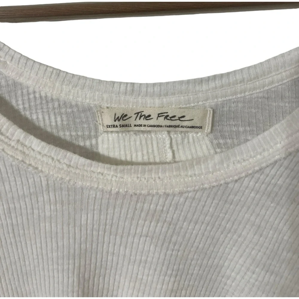 FREE PEOPLE High Low Raw Hem Ribbed Long Sleeve Top Shirt - Picture 2 of 4